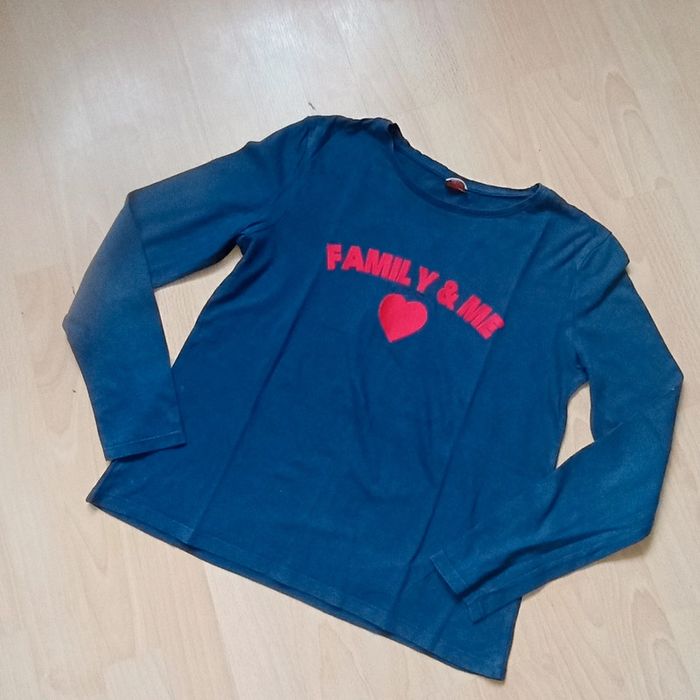 Beau t-shirt ML 14 ans 🌹 Tape à l'oeil 🌹 très bon état