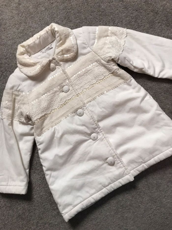 Beau manteau cérémonie blanc cassé fille 3 ans