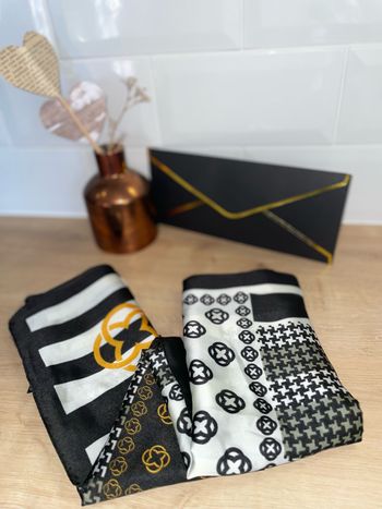Foulard Carré de soie