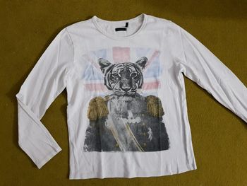 Haut manches longues ikks 8ans garçon