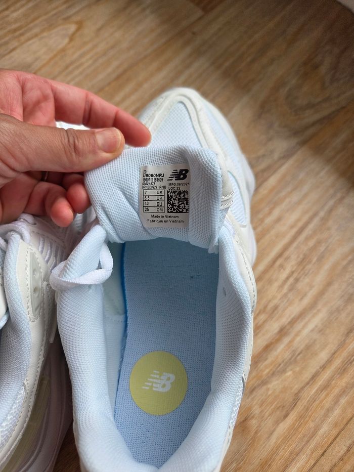 New balance 9060 NRJ blanche neuve 40 - photo numéro 7