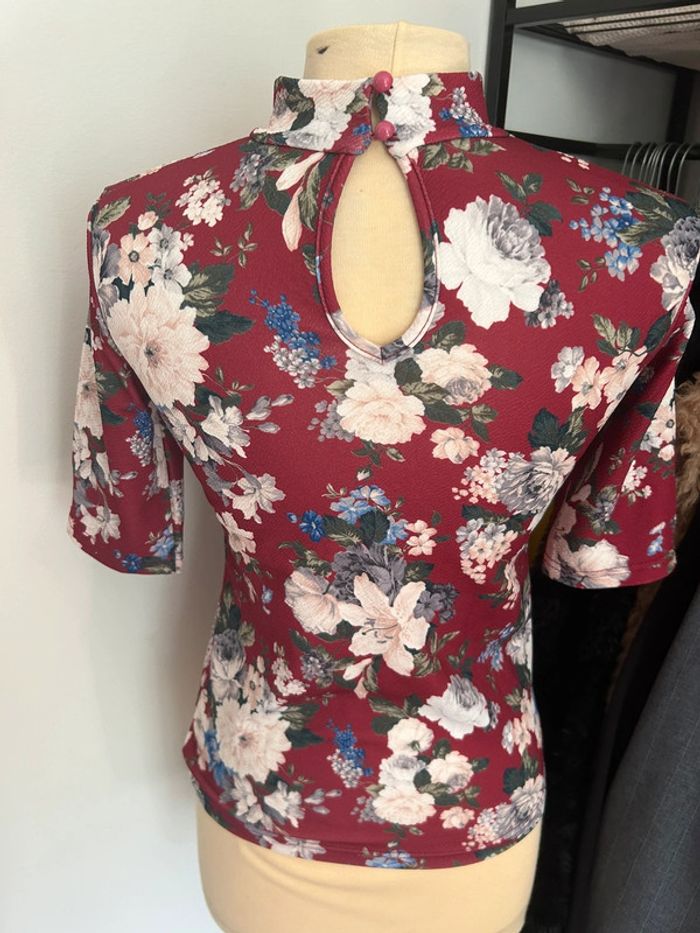 Top bordeaux à fleurs manches 3/4 - photo numéro 3