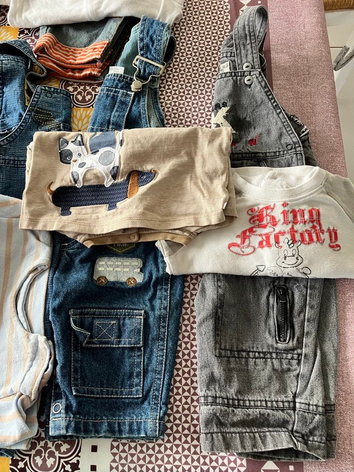 Lot ensemble salopette + haut tee shirt manches longues - photo numéro 4