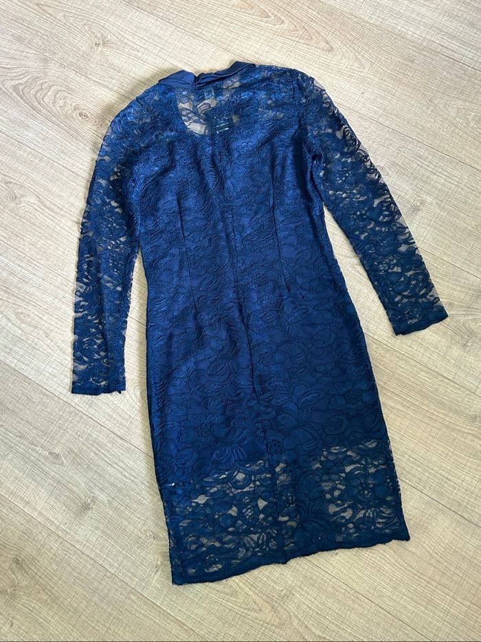 Robe bleue marine neuve en dentelle AX Paris taille US 10 - photo numéro 8
