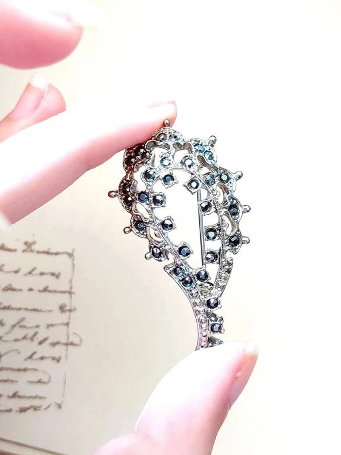 Magnifique broche vintage avec marcassite - photo numéro 3