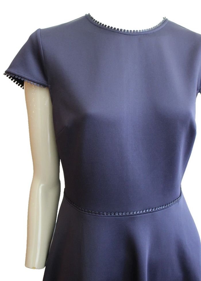 robe chic coupe courte marque Ted Baker taille  36/38 - photo numéro 3
