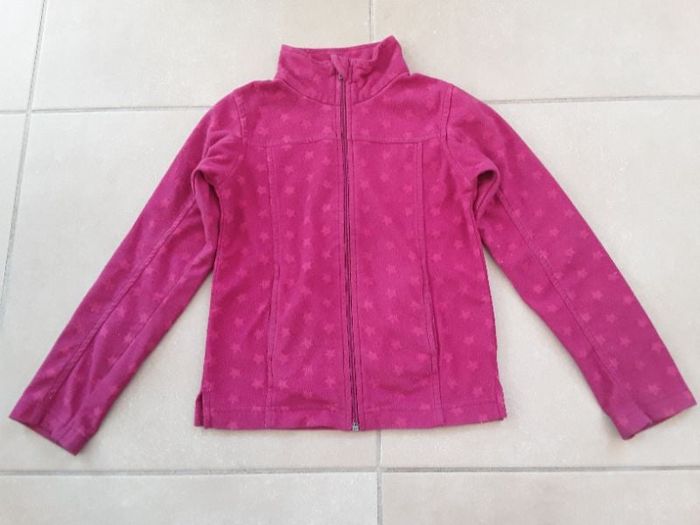 Gilet polaire fuschia fille 8 ans TBE