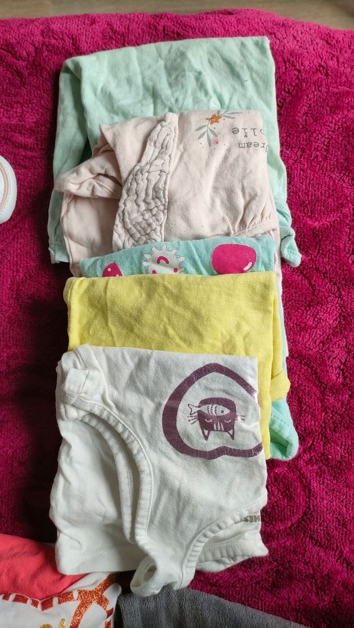 Lot de vêtements - photo numéro 9