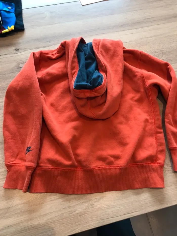 Veste sportwear Nike taille 4/5 ans - photo numéro 5