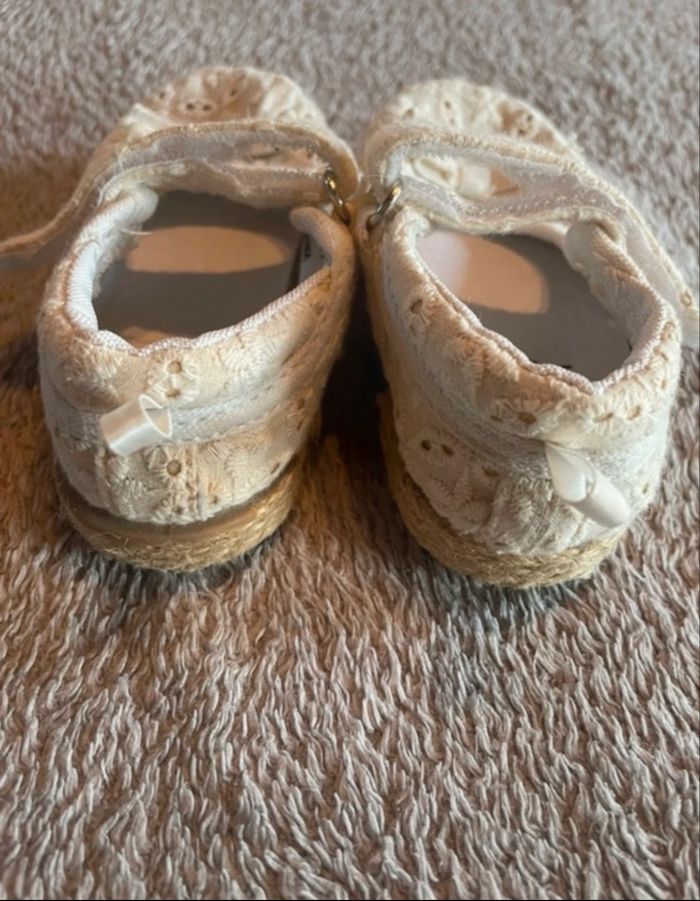 chaussures bébé fille Gémo, pointure 21 - style dentelle & espadrille - photo numéro 5