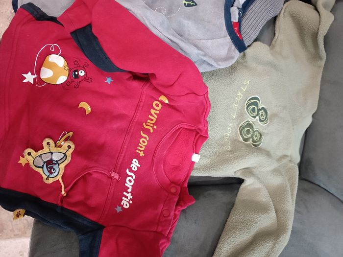 Lot de 14 vêtements bébé garçon 9/12 mois - photo numéro 3