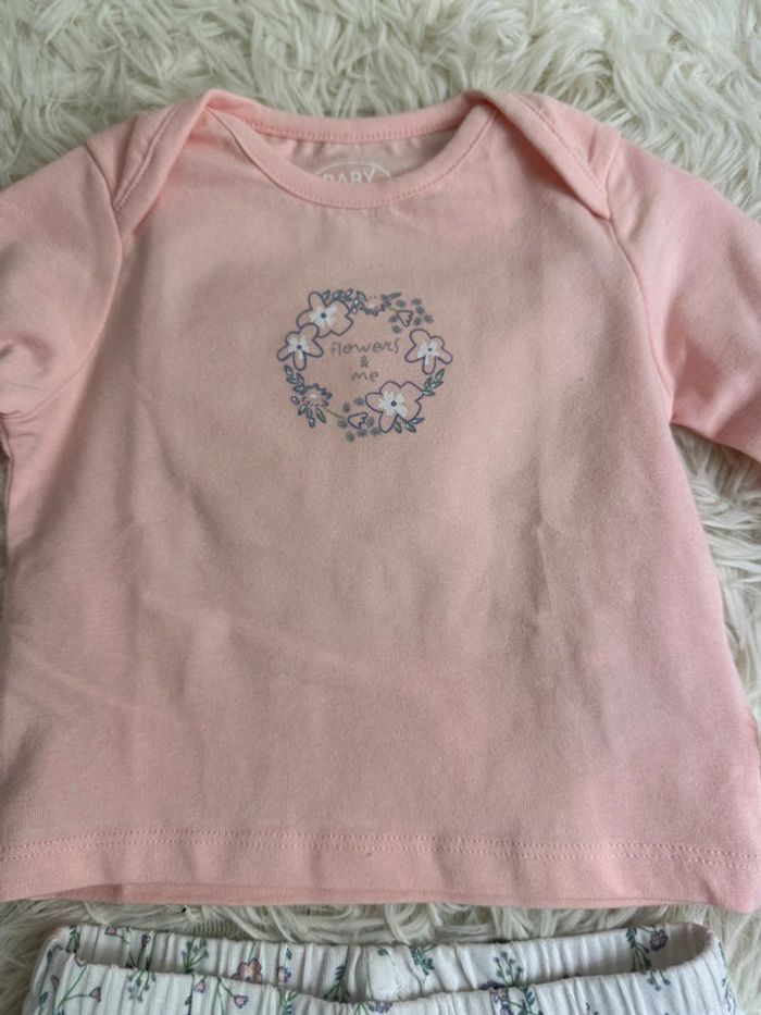Ensemble baby rose et blanc taille 3 mois - photo numéro 3
