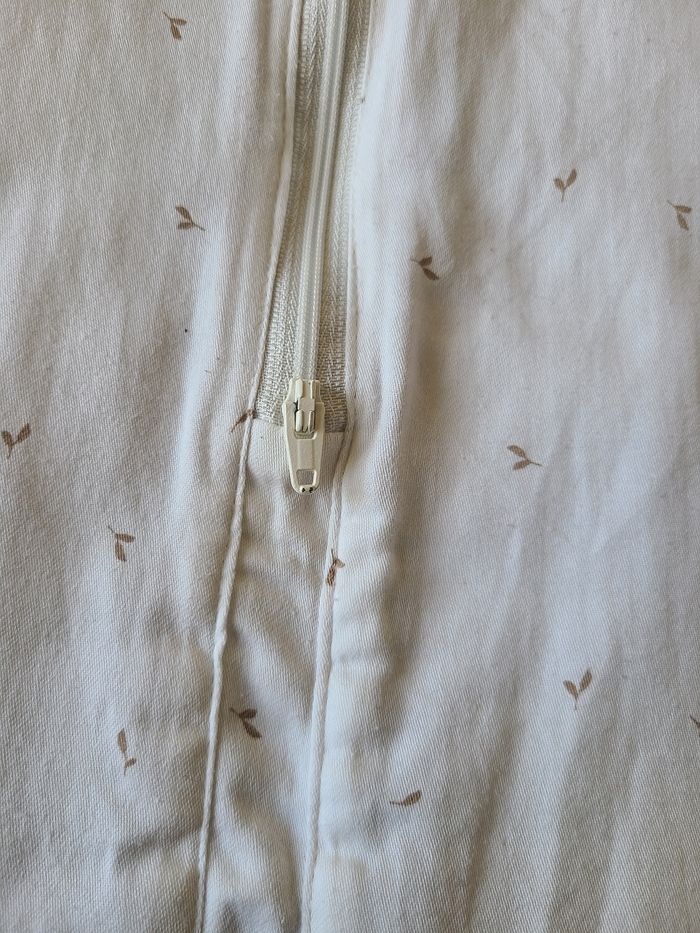 Jolie gigoteuse Cam Cam Copenhagen motif design minimaliste - photo numéro 2