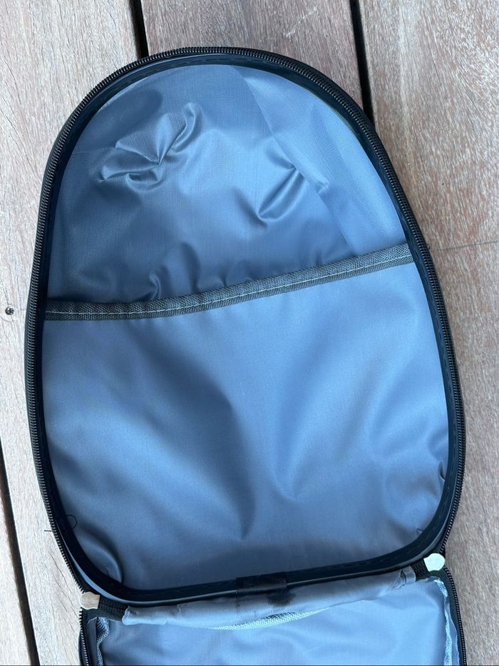 Sac à dos à coque rigide Coccinelle - photo numéro 5