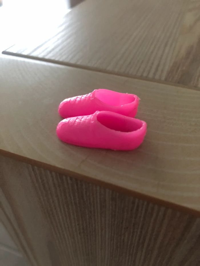 Paire de baskets barbie accessoire rose