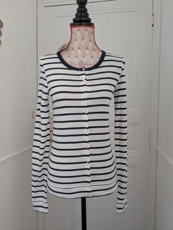 Cardigan blanc rayé bleu