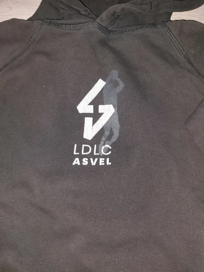 Pull asvel - photo numéro 2