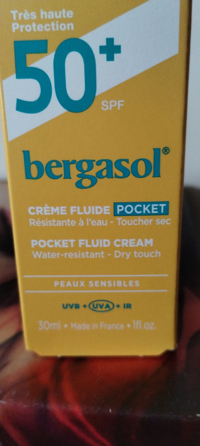 Crème fluide solaire spf 50 - photo numéro 2