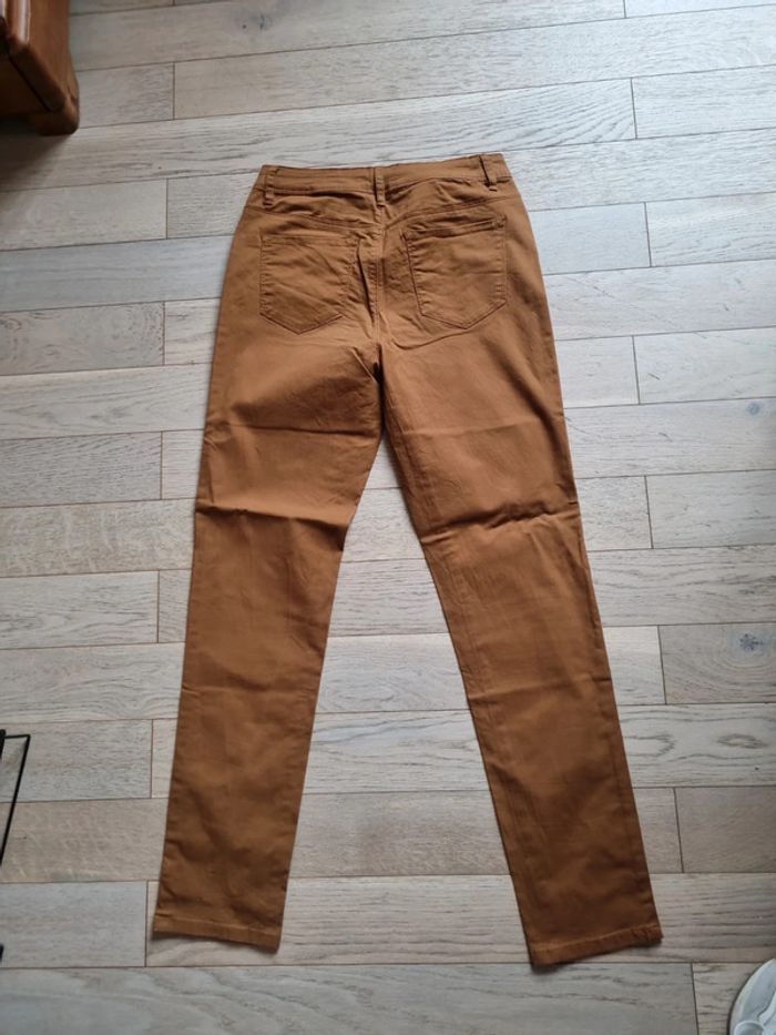 Pantalon camel Sarah John 36 - photo numéro 3
