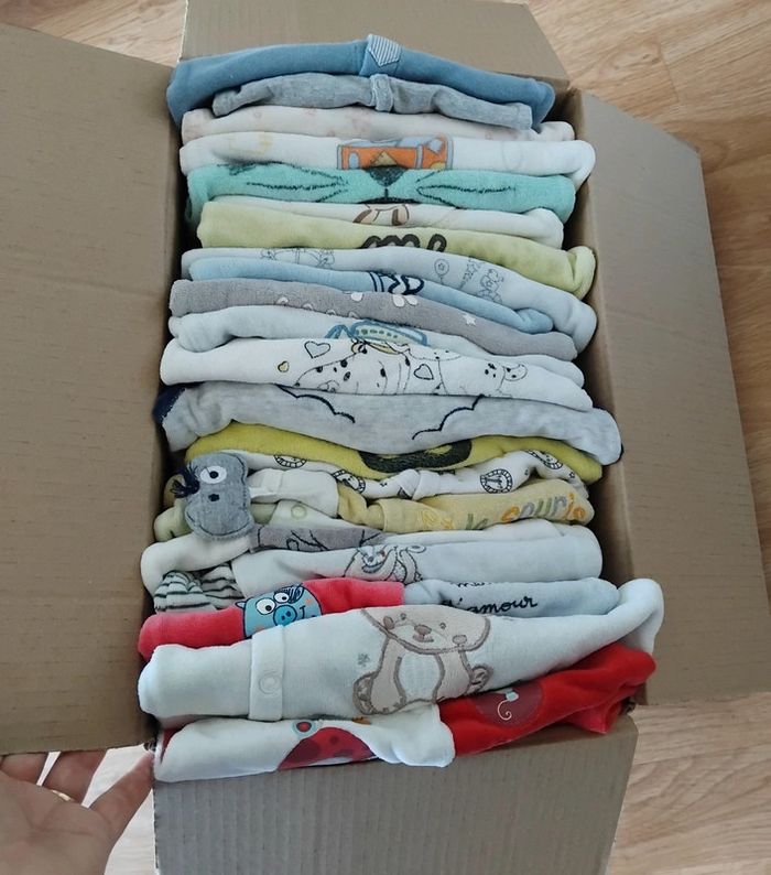 Lot pyjamas 1mois garçon - photo numéro 3