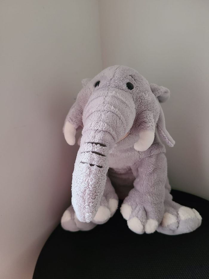 peluche éléphant