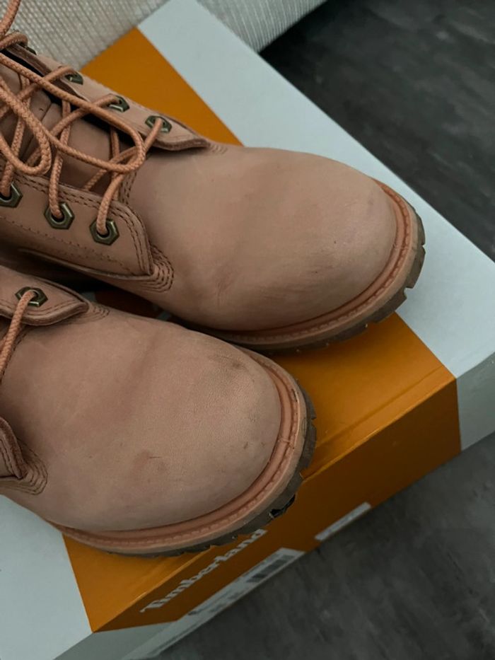 Paire de Timberland rose femme pointure 39 - photo numéro 4