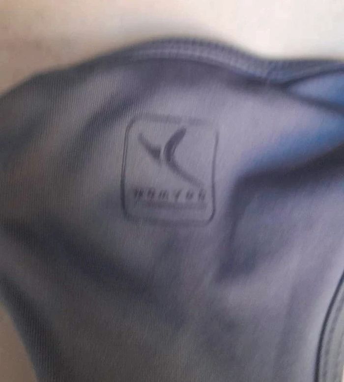 T shirt sport gris - photo numéro 5
