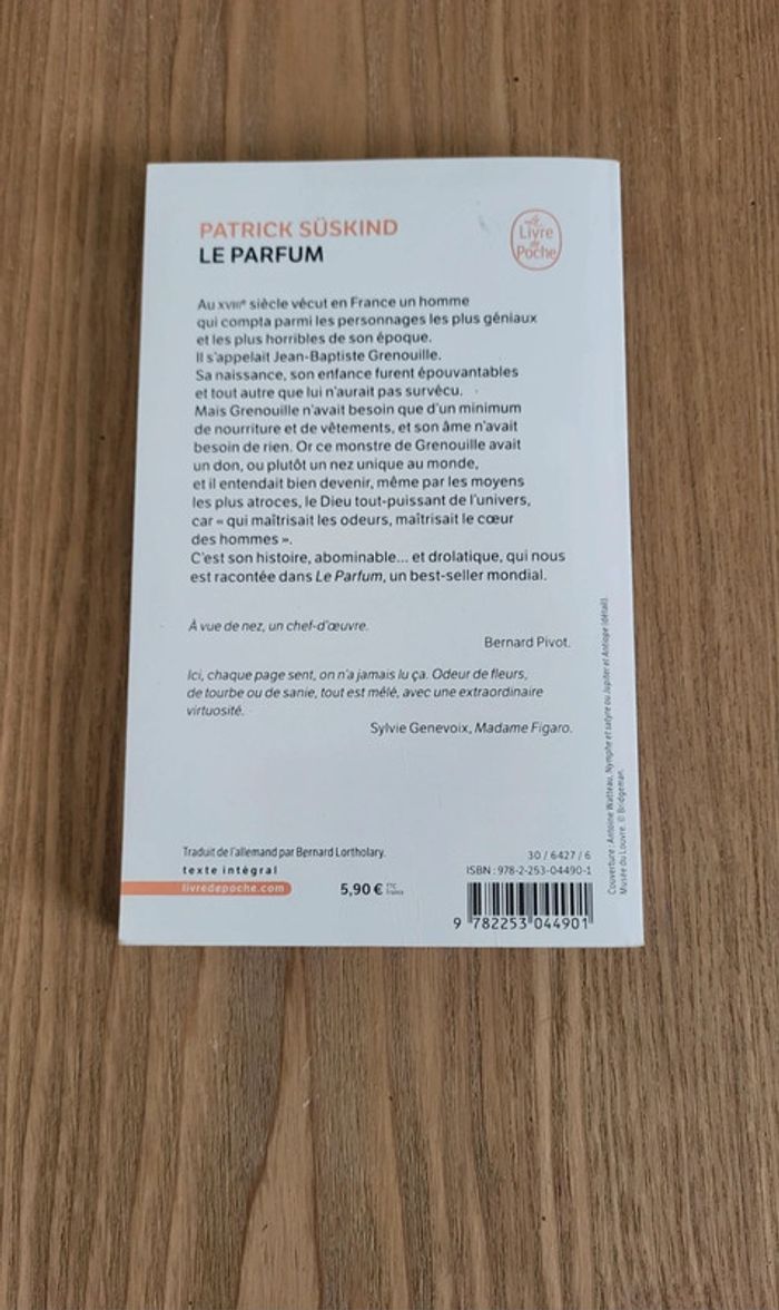 🟣 Livre Le Parfum 🟣 - photo numéro 2
