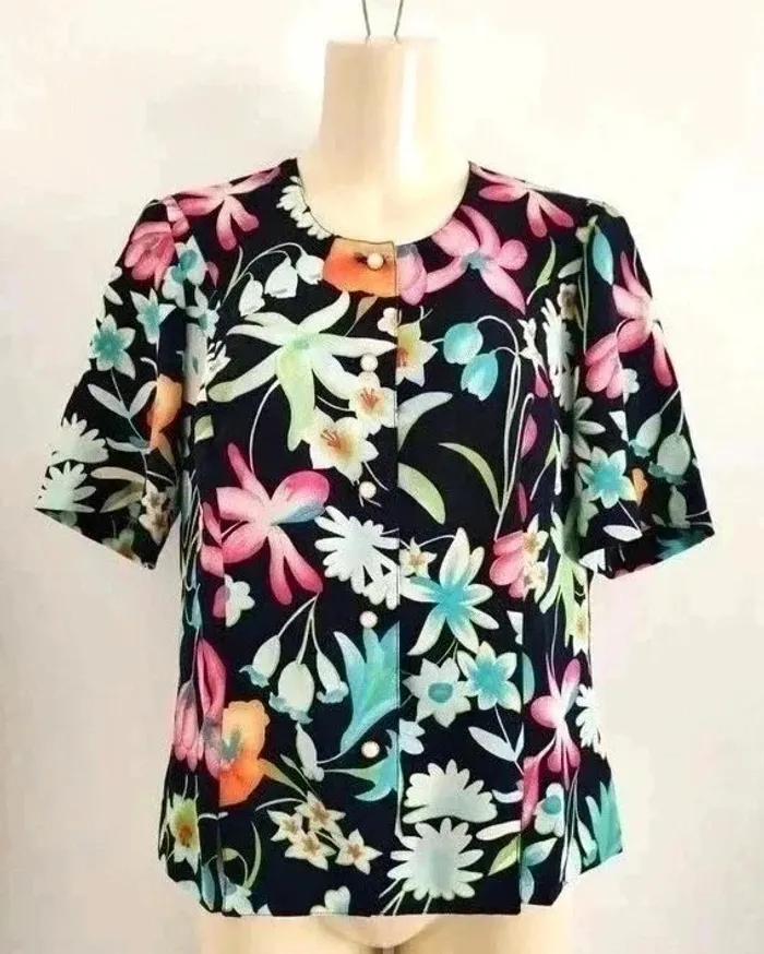 Chemisier fleurie vintage - taille 40 - photo numéro 1