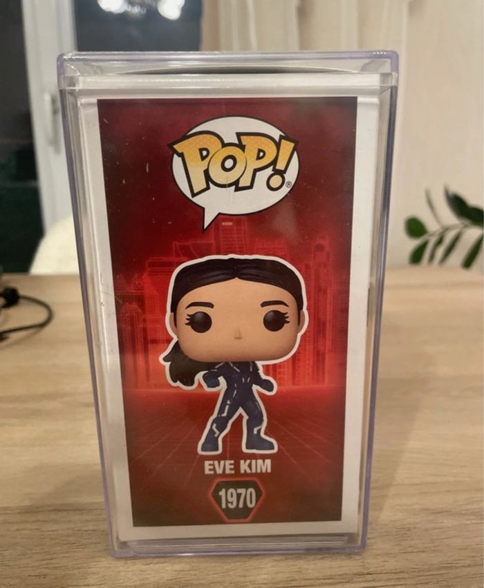 Figurine POP Ève Kim Disney Tron ARÈS 1970 limited édition 3500 pièces dans le monde - photo numéro 4