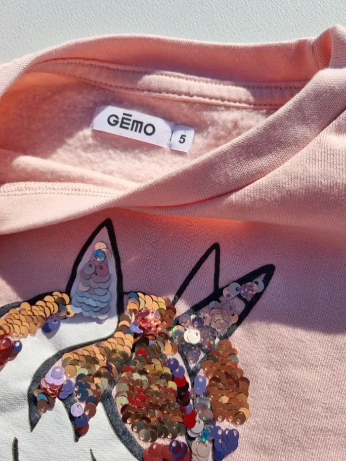 Pull sequins licorne - photo numéro 2