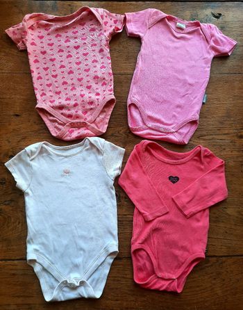 Lot bodies filles 6-9M