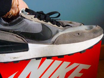 Baskets garçon chaussure NIKE Waffle one SE 41 grise + Boite
