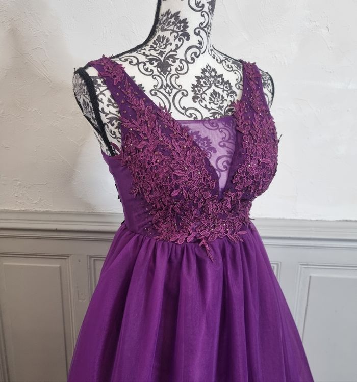 robe cérémonie longue buste dentelle et bas en tulle violet taille 42 - photo numéro 2