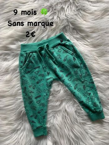 Pantalon 🍀 9 mois 🍀 Sans marque