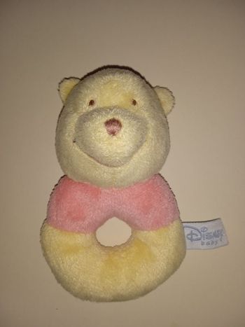 Peluche hochet Winnie l'ourson