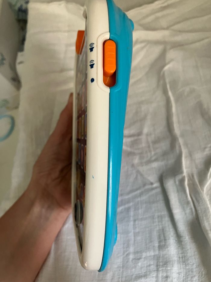 Vtech . Lumi tablette des découvertes - Multicolore - photo numéro 2