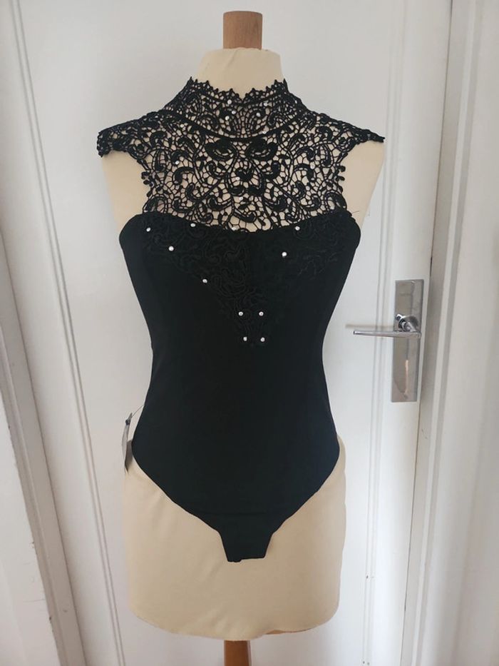 Bodie dentelle - photo numéro 2