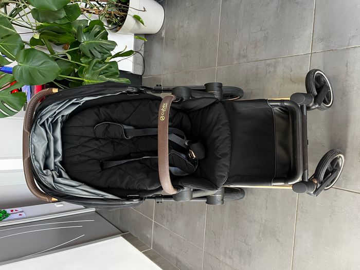 Poussette Priam 3 Cybex Rosegold et noire - photo numéro 4
