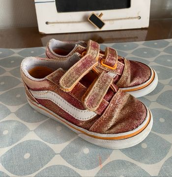 Chaussure vans taille 24