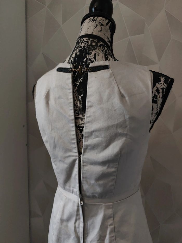 Robe tailleur - photo numéro 3