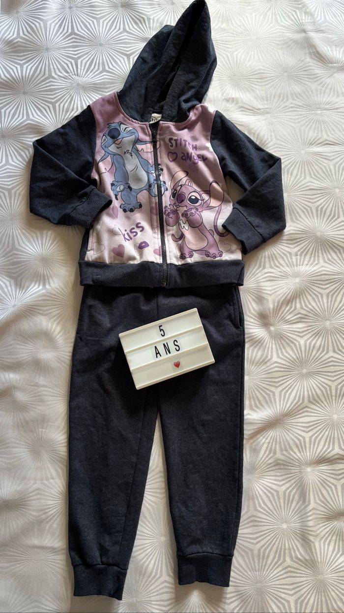 Ensemble survêtement Stitch 5 ans