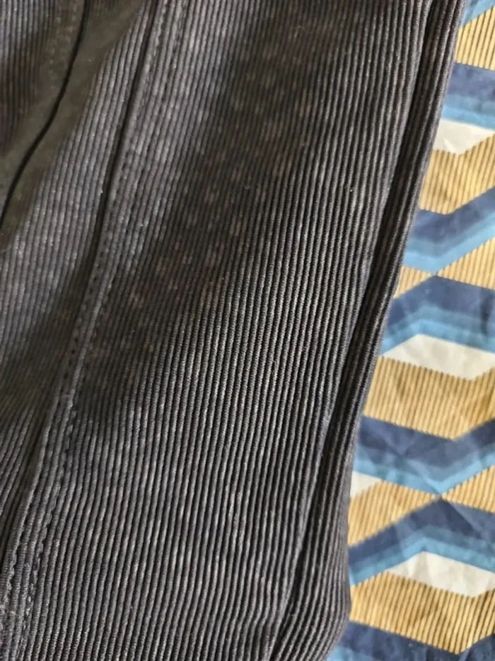 Pantalon noir - photo numéro 3