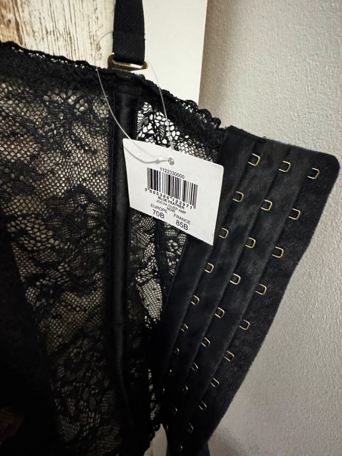 Guêpière Rouge gorge - photo numéro 3