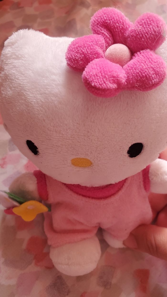 Peluche Doudou Hello Kitty Rose Bouquet De Fleurs - photo numéro 4