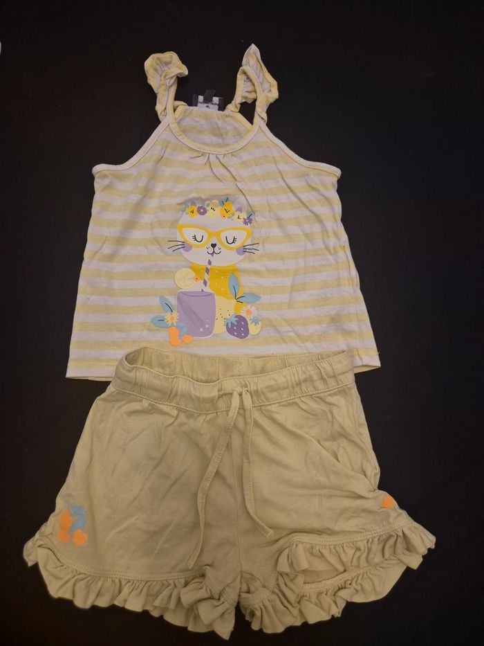Ensemble short été 3 ans