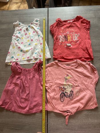 Lot de vêtements fille