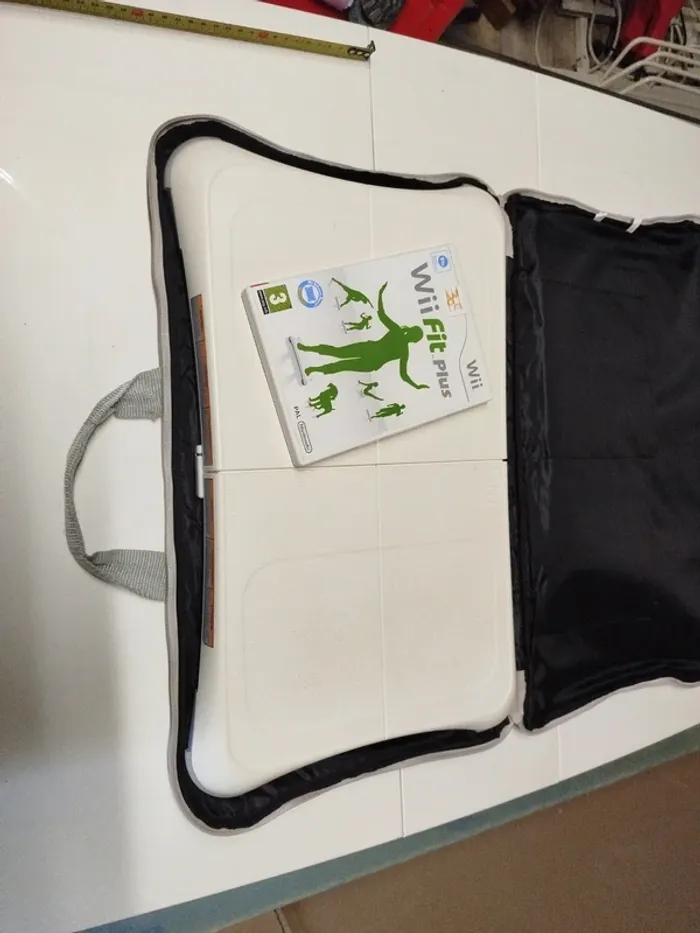 Wii Fit plus + balance + housse