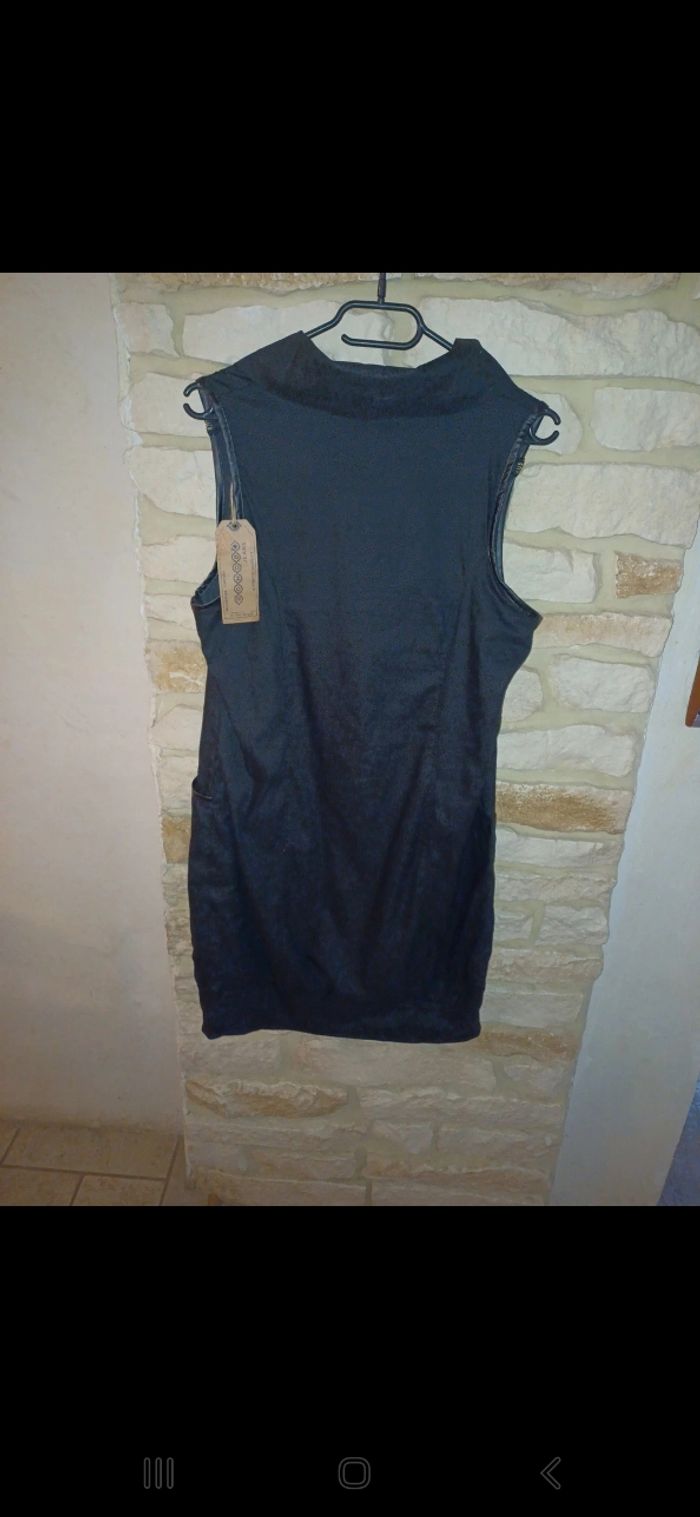 Robe femme taille 38 - photo numéro 4