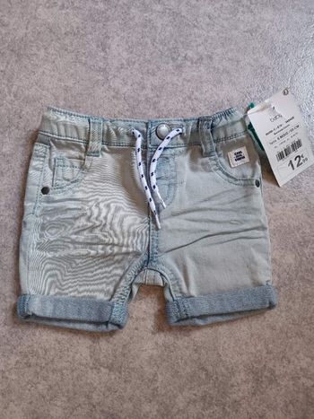 Short Gémo 6 mois neuf